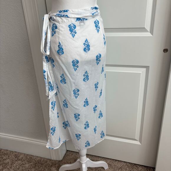 J Crew Women’s White Blue Printed Midlength Sarong Cover-up Sz L Beachy - Picture 6 of 8